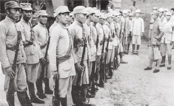 八路軍最強單兵，連斬27個日本鬼子，毛主席：我知道，你很厲害