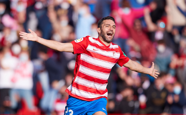 誰說29歲就是老將？C羅迎來新巔峰 39歲草根中鋒用10年書寫傳奇