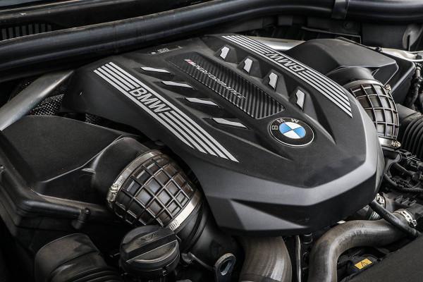 看，寶馬X7又一次重新整理了旗艦玩法