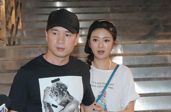 冼米嫂情人節低調發文：希望一家人平安，配圖也沒有玫瑰花