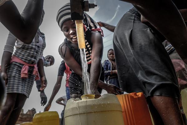 早安·世界｜巴西米納斯吉拉斯州暴雨成災，已有19人因此喪生