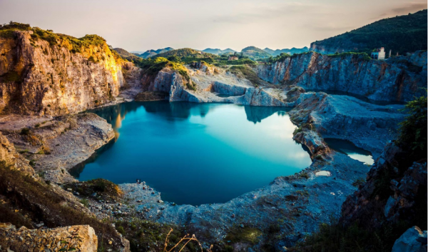 在沒有金屬探測器的古代，要怎麼找礦？