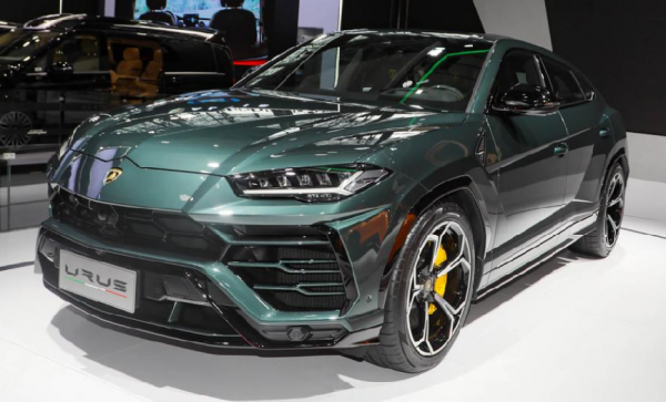 SUV中的天花板,蘭博基尼Urus實力展示,搭載4.0T V8引擎 SUV中的天花板,蘭博基尼Urus實力展示,搭載4.0T V8引擎