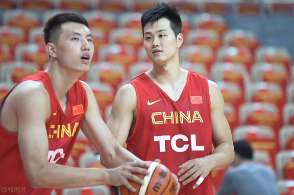 CBA熱身賽北京VS廣夏孫銘輝突破造犯規殺死比賽!廣廈逆轉北京 CBA熱身賽北京VS廣夏孫銘輝突破造犯規殺死比賽!廣廈逆轉北京