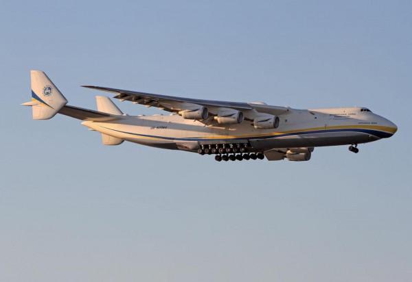 安225運輸機:創造240項世界記錄,租金3萬美元/小時各國排隊預約 安225運輸機:創造240項世界記錄,租金3萬美元/小時各國排隊預約