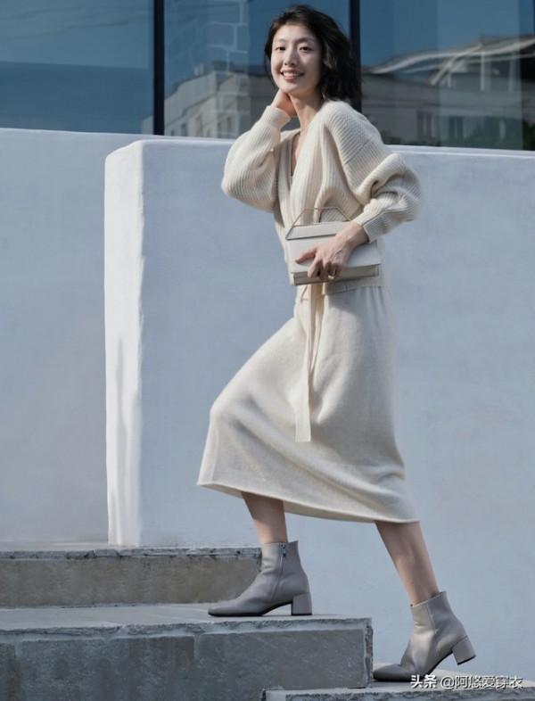 秋冬買靴子,儘量少買黑色,這4種“高階色”時髦也百搭,顯腿長 秋冬買靴子,儘量少買黑色,這4種“高階色”時髦也百搭,顯腿長