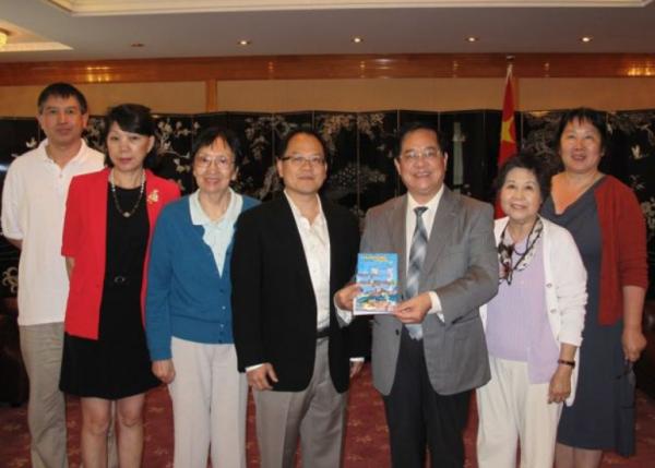 張學良長孫張居信：斯坦福畢業努力學中文，與郭松齡後人化解恩怨