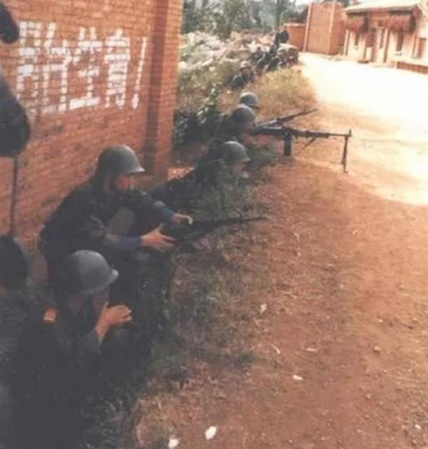 1996年3個月繳槍70萬支，中國是如何從合法持槍到全民禁槍的？