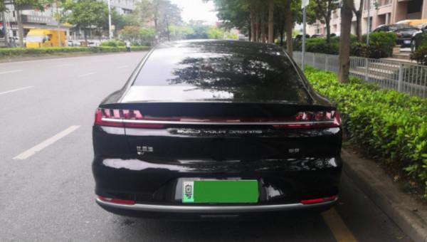 花22萬元買輛比亞迪E9，外觀不遜奧迪A6，續航朝特斯拉看齊