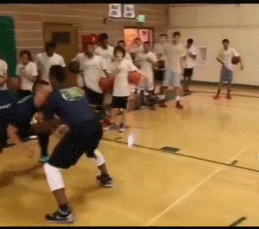 「教學」教你突破後的對抗上籃