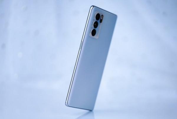 傳OPPO將主推直屏 Reno7系列三款新機均為直屏