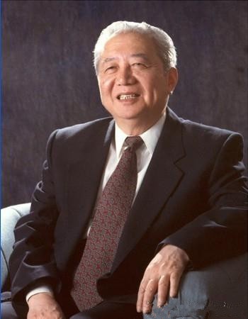 科堂|燃燒自己,成為中國石油科學的催化劑 科堂|燃燒自己,成為中國石油科學的催化劑