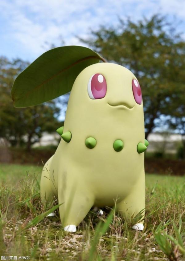 玩家自制《精靈寶可夢》等身菊草葉造型單隻花瓶