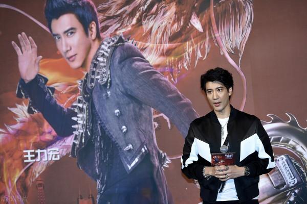 年終講：得道飛昇或萬劫不復？盤點2021年飛昇和下墜的男女明星