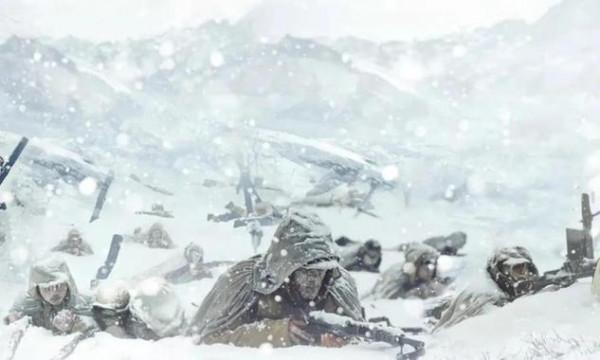 央視劇評｜戰史視角下全景展示敵我博弈的電影《跨過鴨綠江》