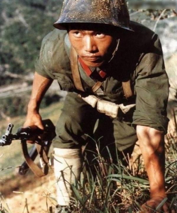 殘酷的老山戰役：整個山頭燒成白灰，激戰讓越南軍民深受打擊