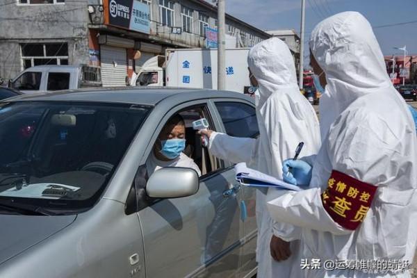 疫情之下，蝸居里的人生