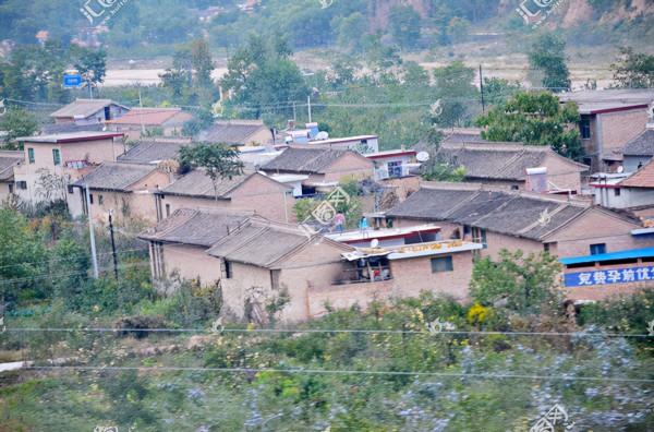 76年後的重逢:94歲抗戰老兵尋親,找到兩個弟弟的後人 76年後的重逢:94歲抗戰老兵尋親,找到兩個弟弟的後人