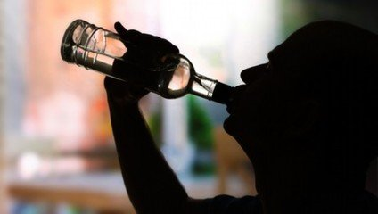 不要小看過度飲酒,對身體傷害大 不要小看過度飲酒,對身體傷害大