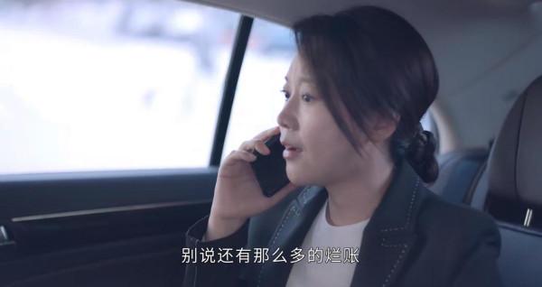 積壓2年,刪減17集,《突圍》終於能播了,但這換臉也太假了吧 積壓2年,刪減17集,《突圍》終於能播了,但這換臉也太假了吧