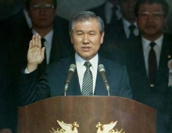 87年女特工炸客機致115人喪生，被捕後謊稱是中國人，為何被特赦