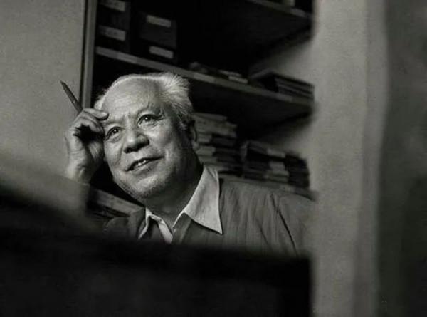 姚雪垠著作《李自成》的成功出版，背後有哪些不為人知的經歷？