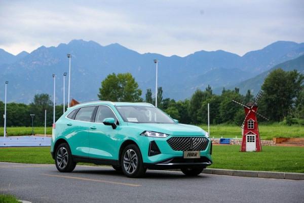 試駕國產首款混動SUV,百公里油耗竟不到5升!WEY瑪奇朵香不香? 試駕國產首款混動SUV,百公里油耗竟不到5升!WEY瑪奇朵香不香?