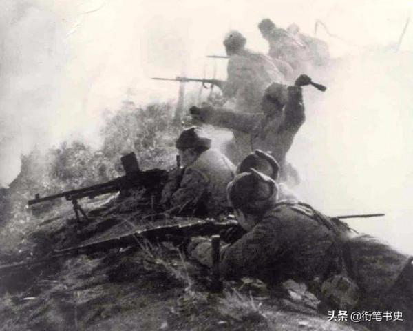 英雄傳說:美國人創造了“蘭博”,志願軍中卻有一位真實的“鷹” 英雄傳說:美國人創造了“蘭博”,志願軍中卻有一位真實的“鷹”