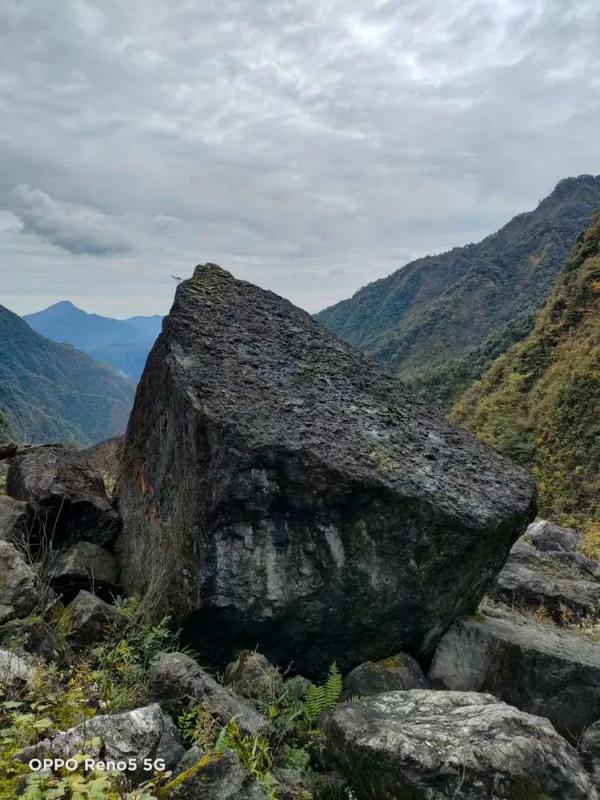 深秋,燕子巖感懷 深秋,燕子巖感懷