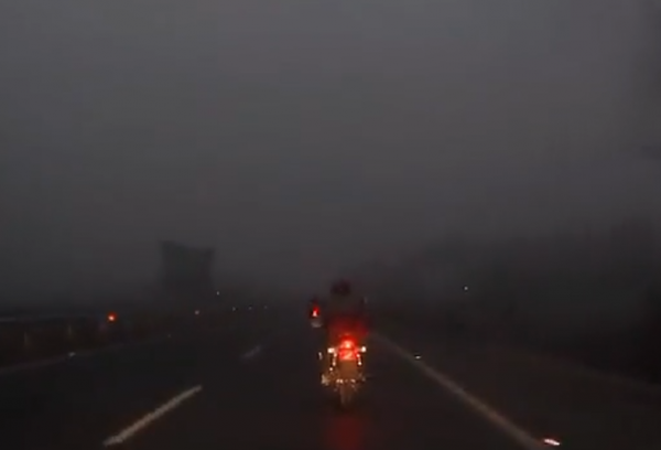 騎摩托橫跨4省全程1350公里回家過年是什麼感覺，這紀錄片告訴你