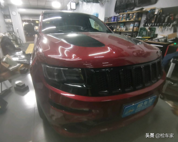 啥來頭?這輛JEEP大切諾基開了8年還能賣45萬!買家:車主被坑了 啥來頭?這輛JEEP大切諾基開了8年還能賣45萬!買家:車主被坑了