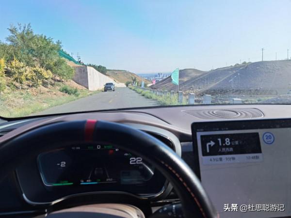 漢EV自駕新疆，吉木薩爾地質公園打卡，河底的網紅景點不要錯過