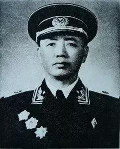 1987年，71歲的劉華清準備退休，鄧小平卻說：調你當軍委副秘書長