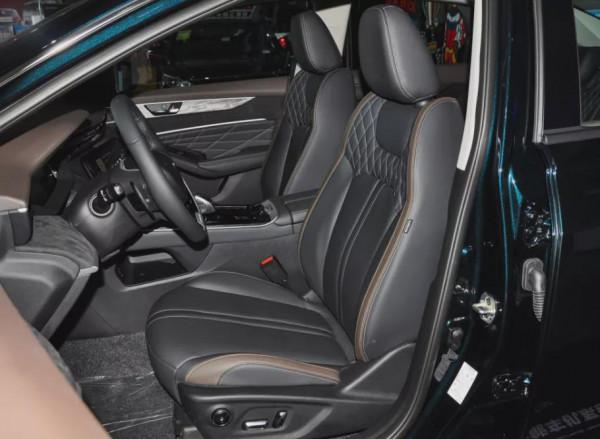 不一樣的帥氣家轎！江淮嘉悅A5對比東風奕炫MAX