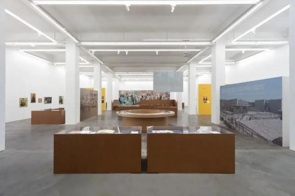 鳳凰藝術 每週藝聞 | 班克斯的畫又被碎了一次 阿布拉莫維奇新作亮相