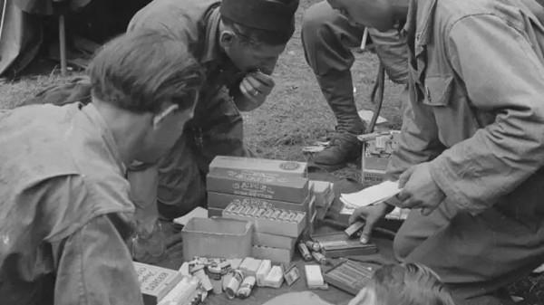 一天發一包 除了是必需品還是硬通貨 二戰美軍土豪屬性的又一次體現