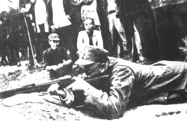 每支槍就幾發子彈,一戰卻繳獲2000多挺機槍,這仗怎麼打的? 每支槍就幾發子彈,一戰卻繳獲2000多挺機槍,這仗怎麼打的?