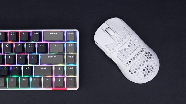 Tt領航員C360 RGB鍵盤、探索者X2滑鼠評測：好用不貴，無線鍵鼠