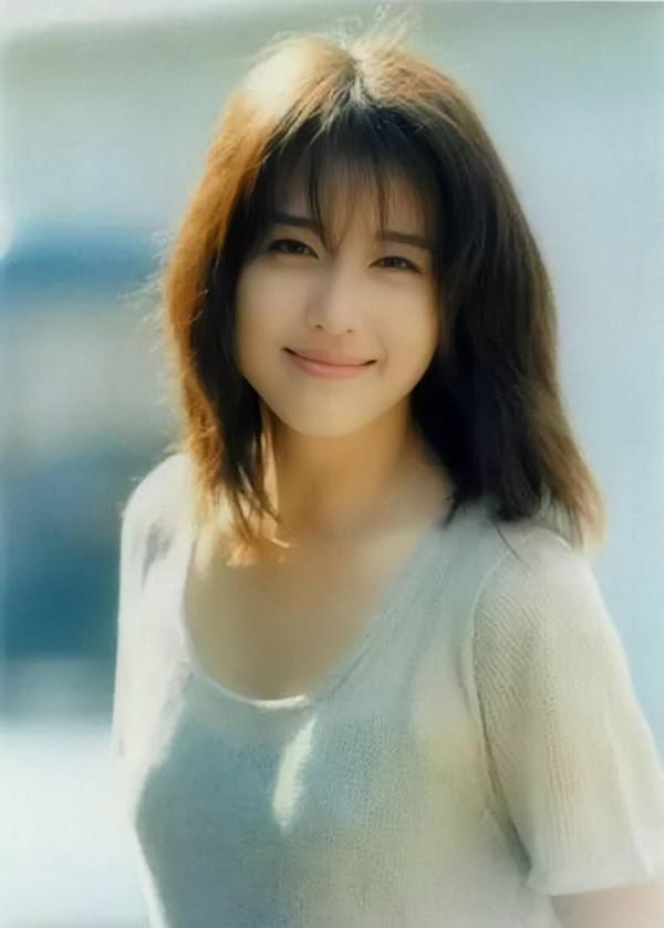 10位定居內地的過氣港星,多人成富豪,一人租房住,各有各的命 10位定居內地的過氣港星,多人成富豪,一人租房住,各有各的命