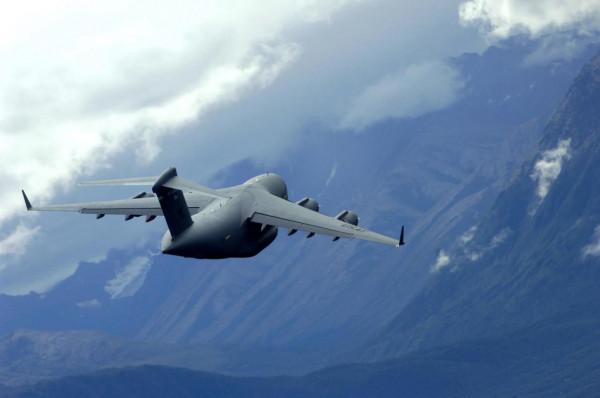 C-17“環球霸王”III運輸機圖集（200圖）