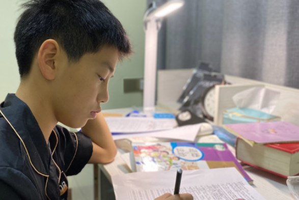 部分大學生將迎來壞訊息，可能無法畢業，大學四年也許讀了個寂寞