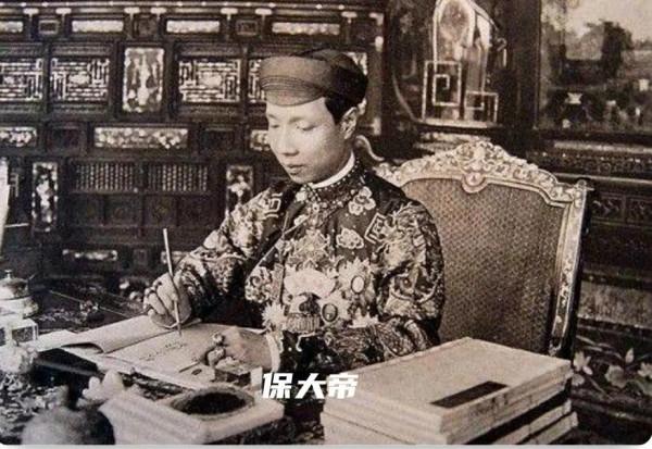 那年、那月，曾有一支法國殖民軍來過雲南、來過紅河來過石屏