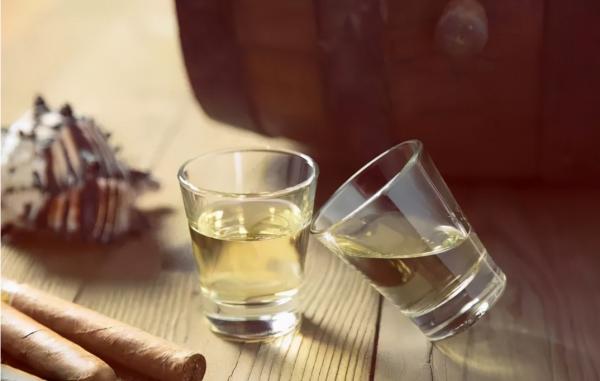 西鳳酒不斷下滑，陝西再無好酒？行家：並非，只不過識貨的人不多