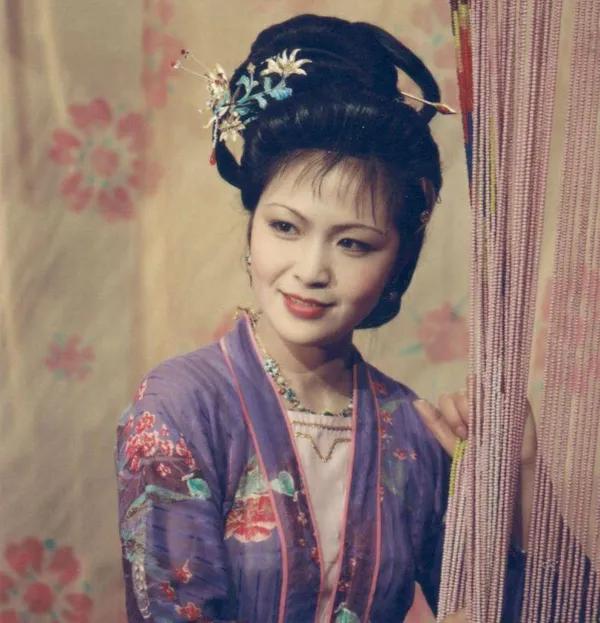 金陵十二釵:紅樓一夢,香消玉殞 金陵十二釵:紅樓一夢,香消玉殞