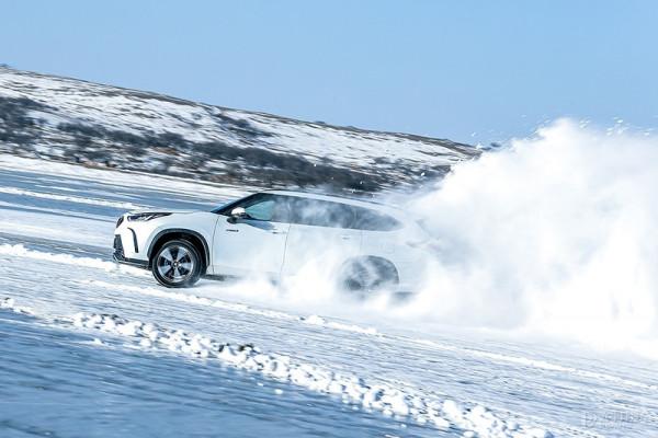 在冰雪上把一汽豐田所有車都開了個遍後,我有這幾點感受... 在冰雪上把一汽豐田所有車都開了個遍後,我有這幾點感受...