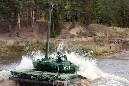 巴基斯坦哈立德坦克潛渡，暴露二衝程柴油機劣勢