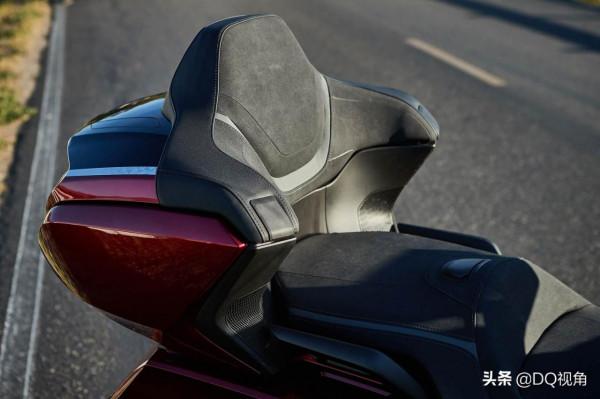 本田金翼2021款DCT版本,六缸水冷動力,舒適性升級支援安卓系統 本田金翼2021款DCT版本,六缸水冷動力,舒適性升級支援安卓系統