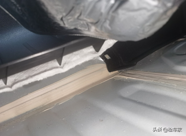 開了8年才虧了50萬！這輛日產GTR雖然是純素車，但值100萬嗎？