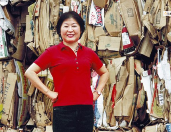 廣東農村姑娘，放棄50萬年薪去撿破爛，49歲成中國女首富，憑啥？