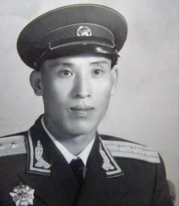 志願軍全域性被動,彭德懷如何向毛澤東彙報?朝鮮戰爭剖析16:悲愴 志願軍全域性被動,彭德懷如何向毛澤東彙報?朝鮮戰爭剖析16:悲愴